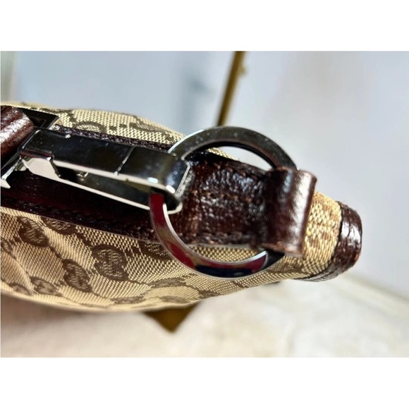Gucci Beige and Brown Shoulder Bag - Picture 6 of 13